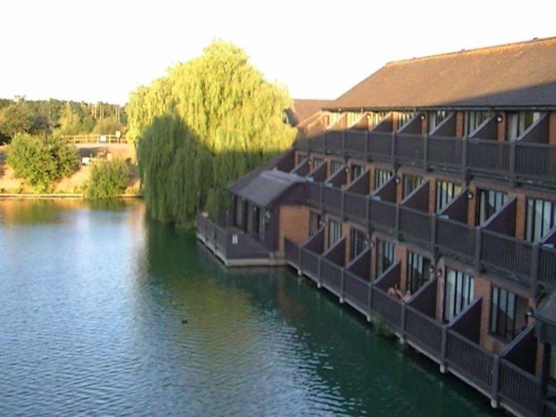 Reading Lake Hotel المظهر الخارجي الصورة